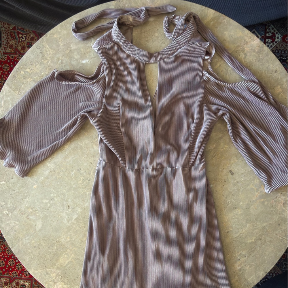 Lush Mauve Ribbed Cold-Shoulder Dress